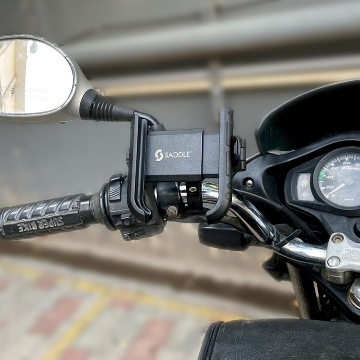 SADDLE BPH 1 Bike/Motorcycle/Scooter Mobile Phone Holder Mount
